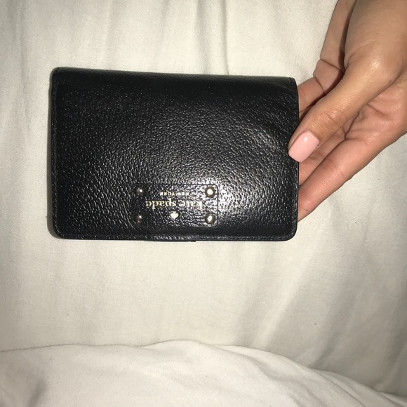 Kate Spade Wallet - Picture 2 of 5